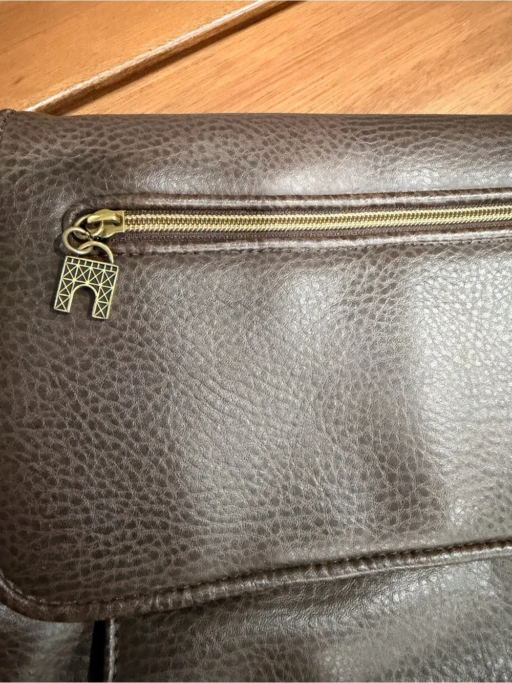 Relic Brown Pebbled Leather Messenger Bag